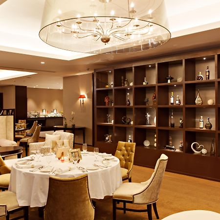 Joy Nostalg Hotel And Suites Manila Managed By The Ascott Limited Pasig City Extérieur photo