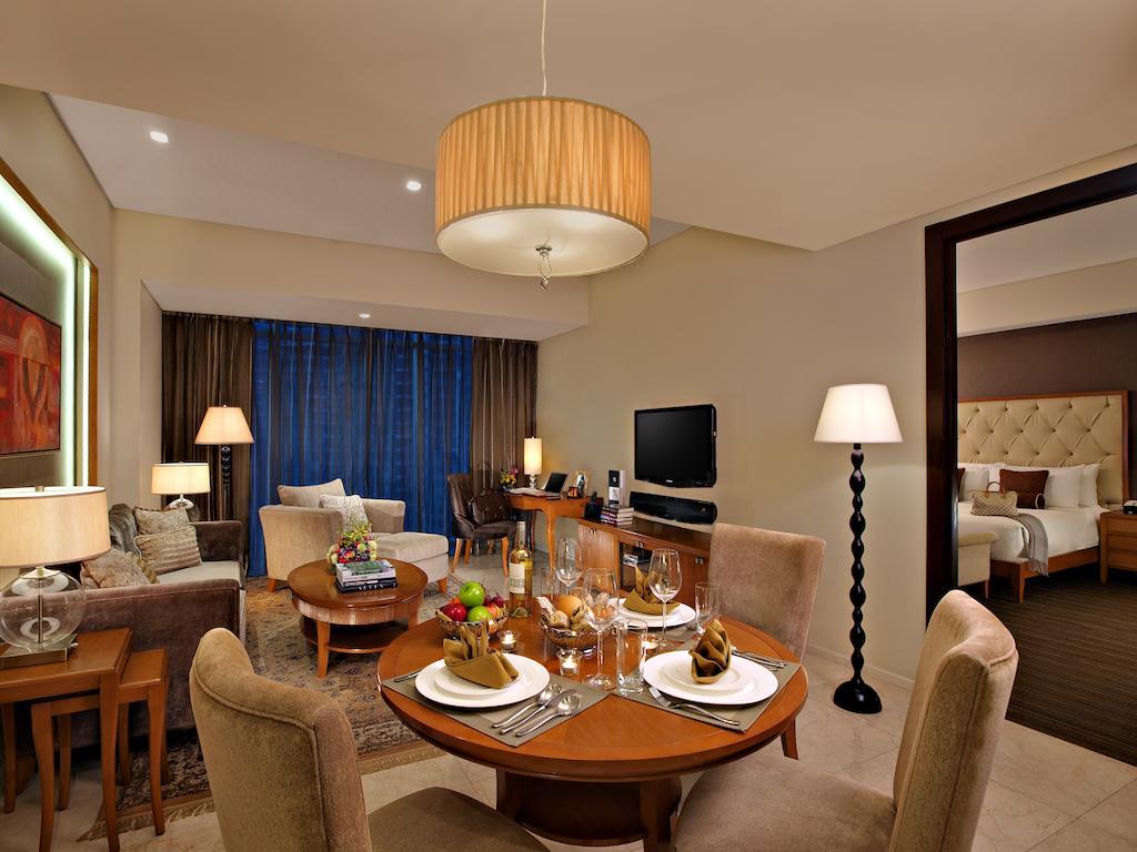 Joy Nostalg Hotel And Suites Manila Managed By The Ascott Limited Pasig City Extérieur photo
