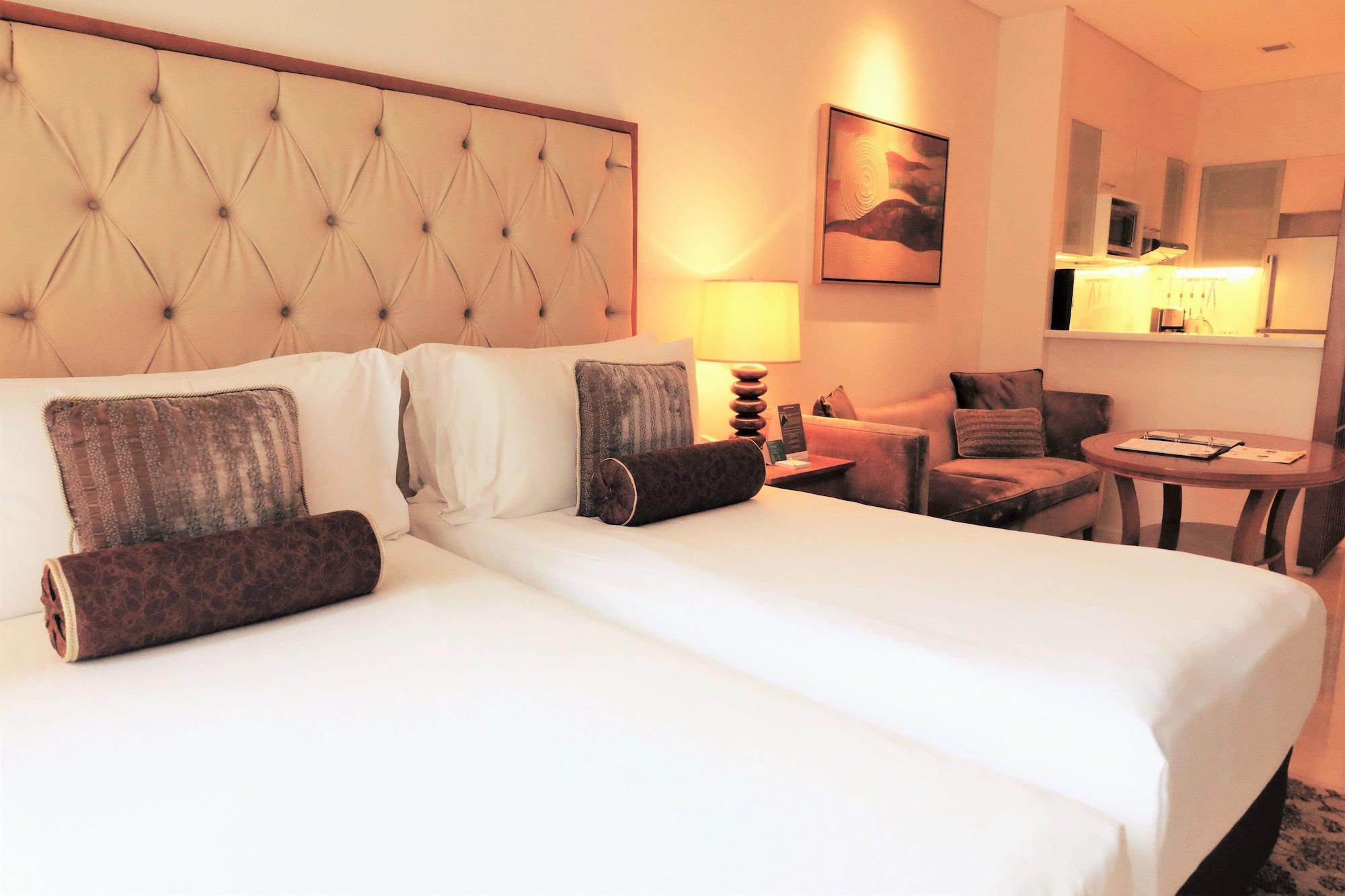 Joy Nostalg Hotel And Suites Manila Managed By The Ascott Limited Pasig City Extérieur photo