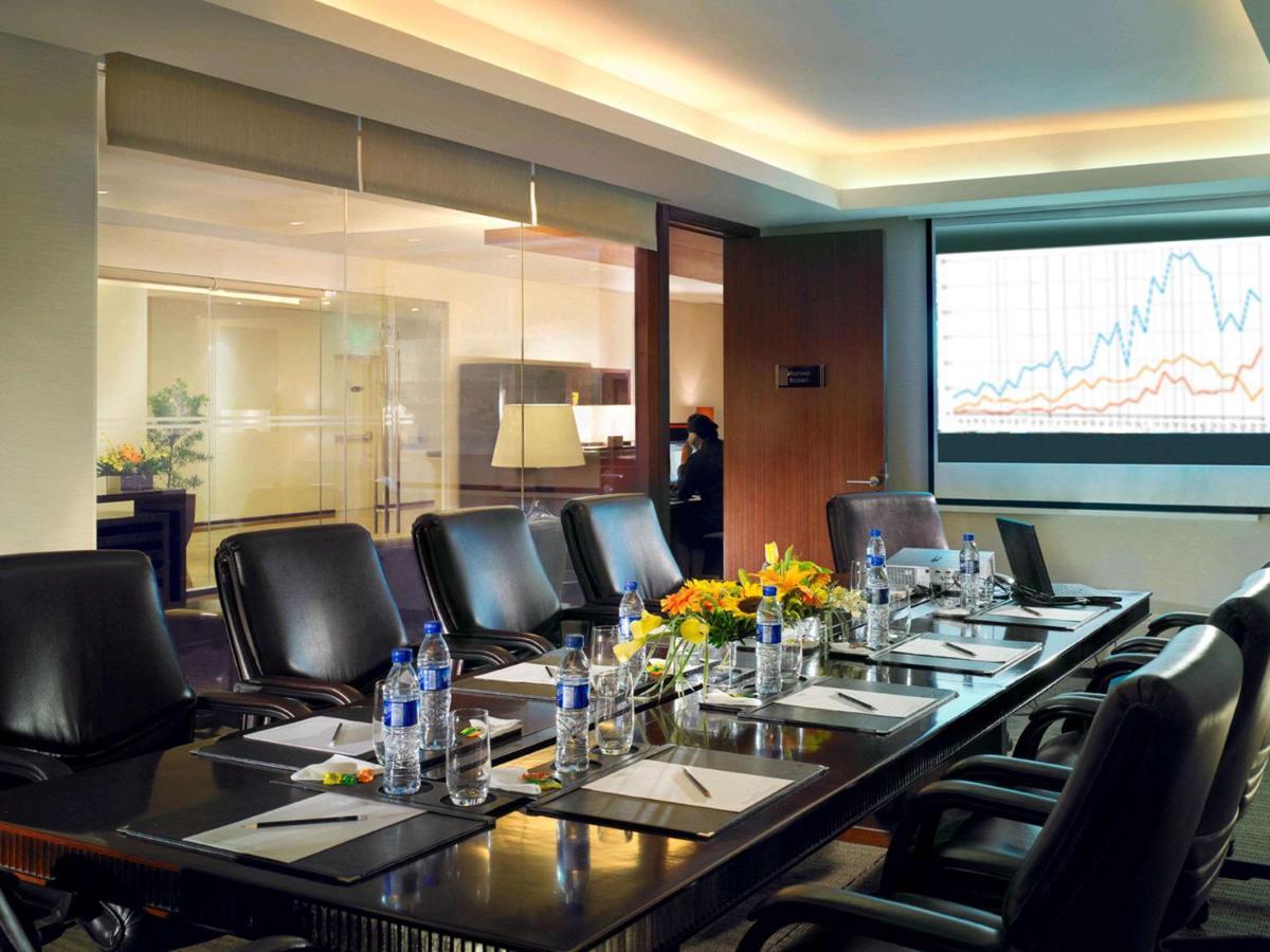Joy Nostalg Hotel And Suites Manila Managed By The Ascott Limited Pasig City Extérieur photo